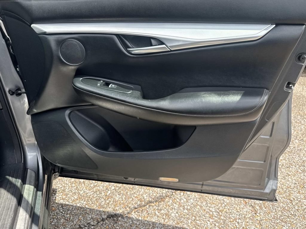 Used 2021 INFINITI QX50 Luxe FWD image 16