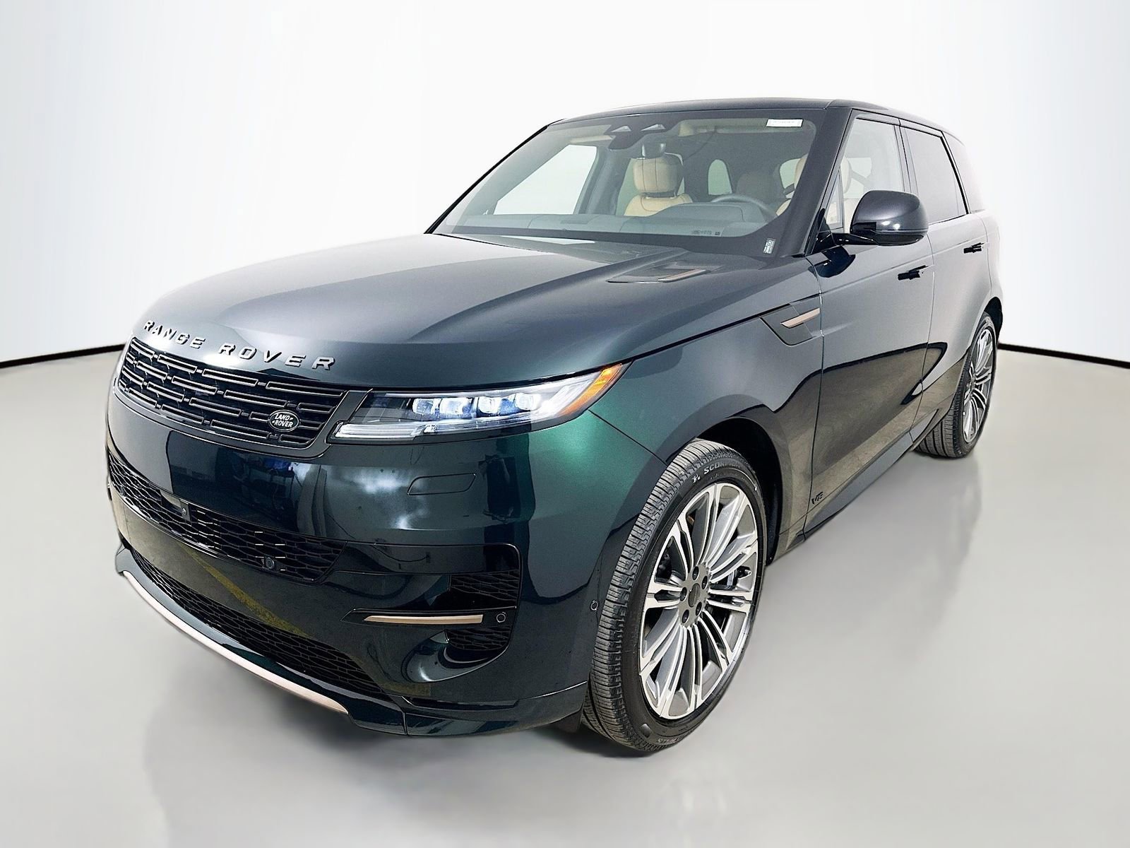 New 2026 Land Rover Range Rover Sport Dynamic SE