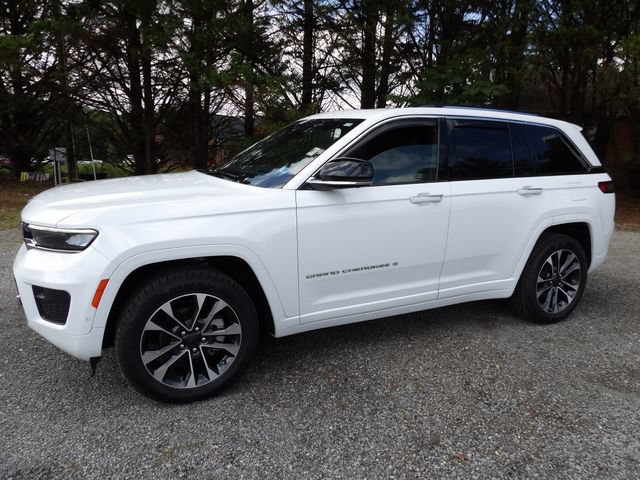 Used 2024 Jeep Grand Cherokee Overland w/ Adv Protech Group III AWD/4WD image 1