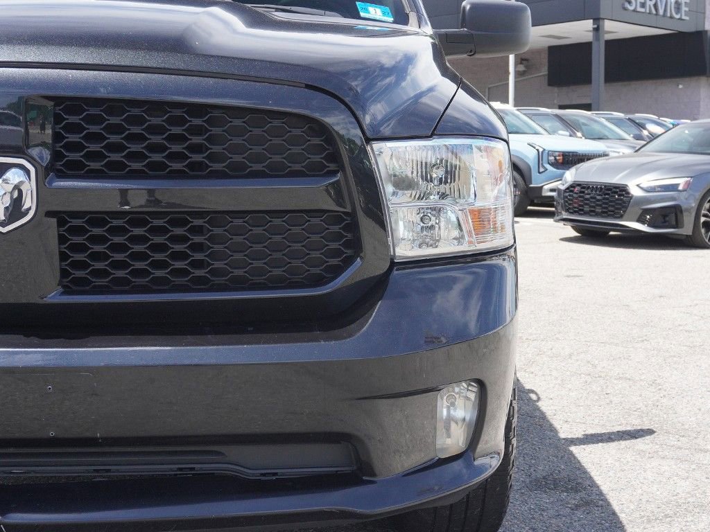 Used 2018 RAM 1500 Express w/ Express Value Package AWD/4WD image 11