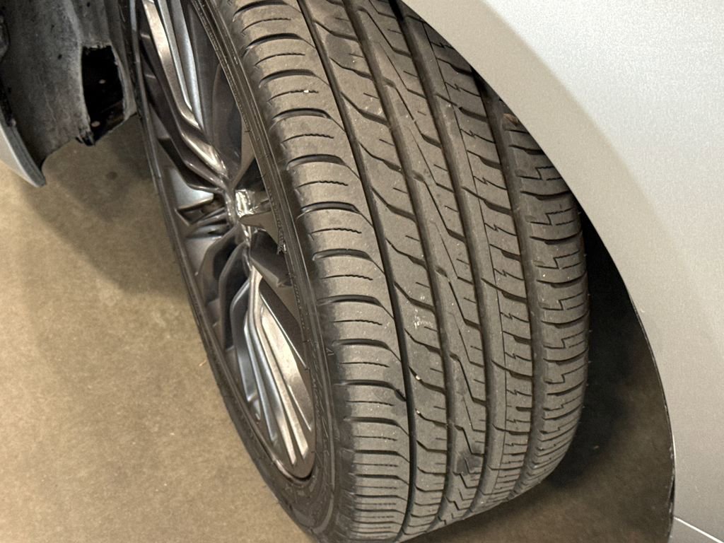 Used 2017 Toyota Avalon Touring w/ Protection Package image 17