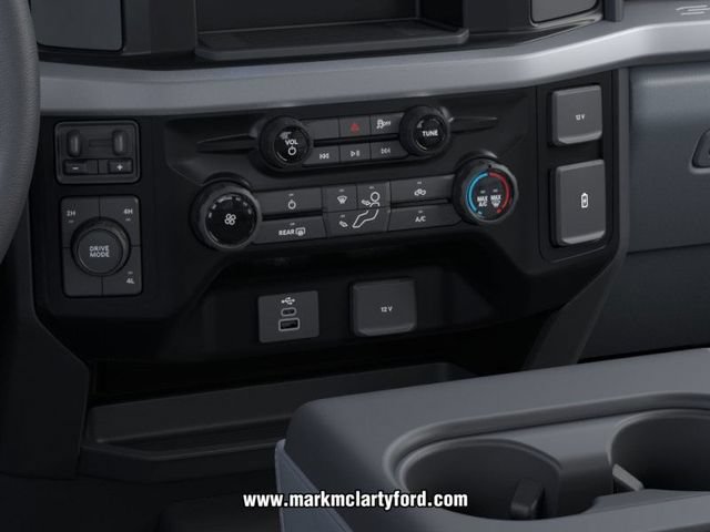 New 2026 Ford F350 XL w/ XL Chrome Package AWD/4WD image 15