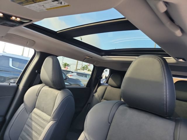 New 2026 Mitsubishi Outlander SE FWD image 16