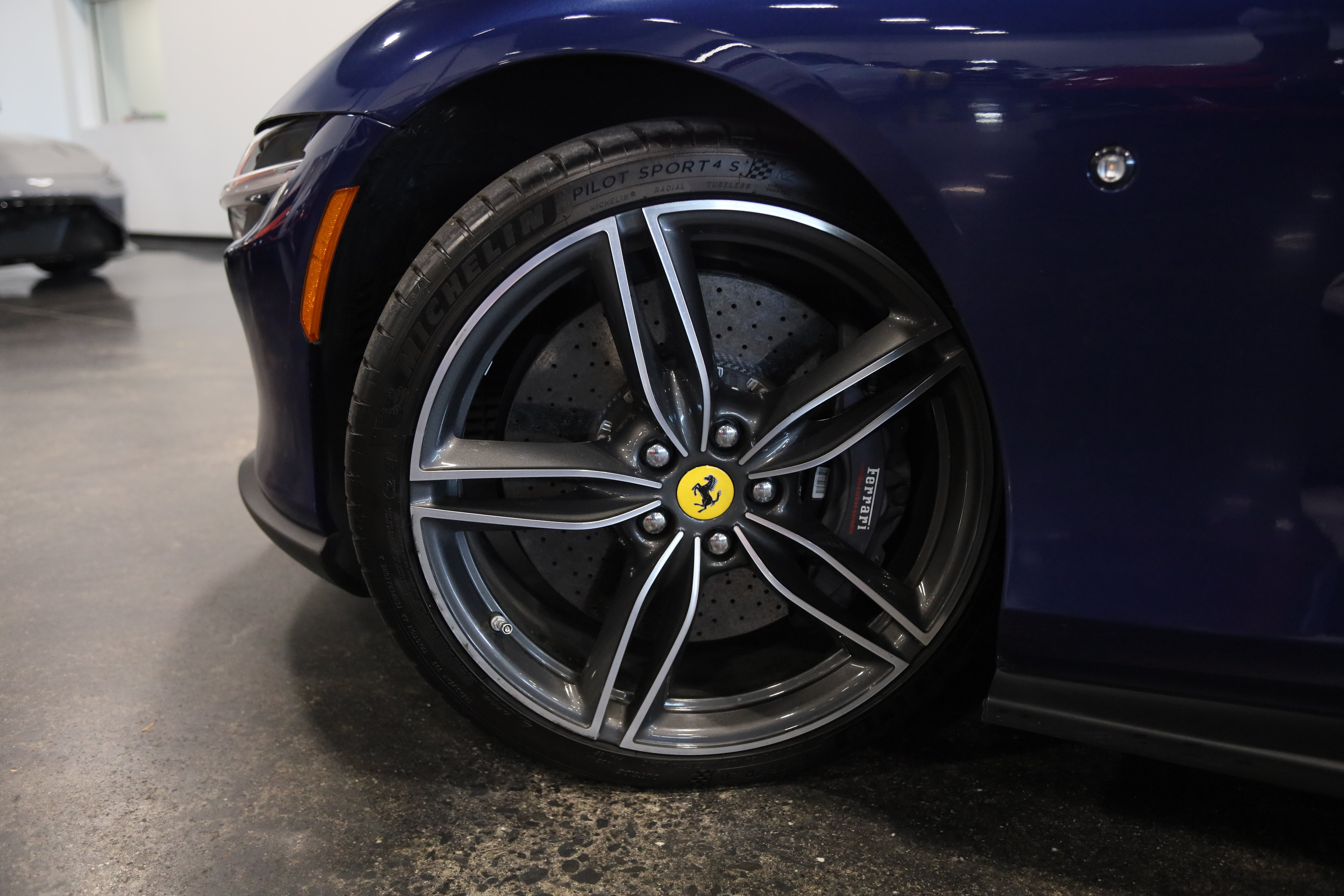 Used 2021 Ferrari Roma RWD image 14