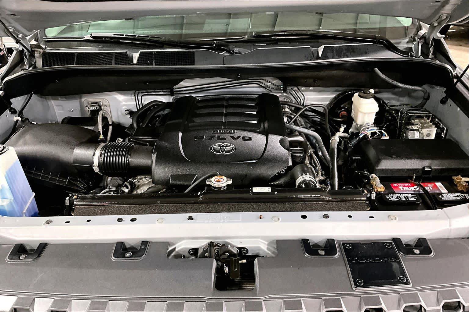Certified 2021 Toyota Tundra SR5 AWD/4WD image 32