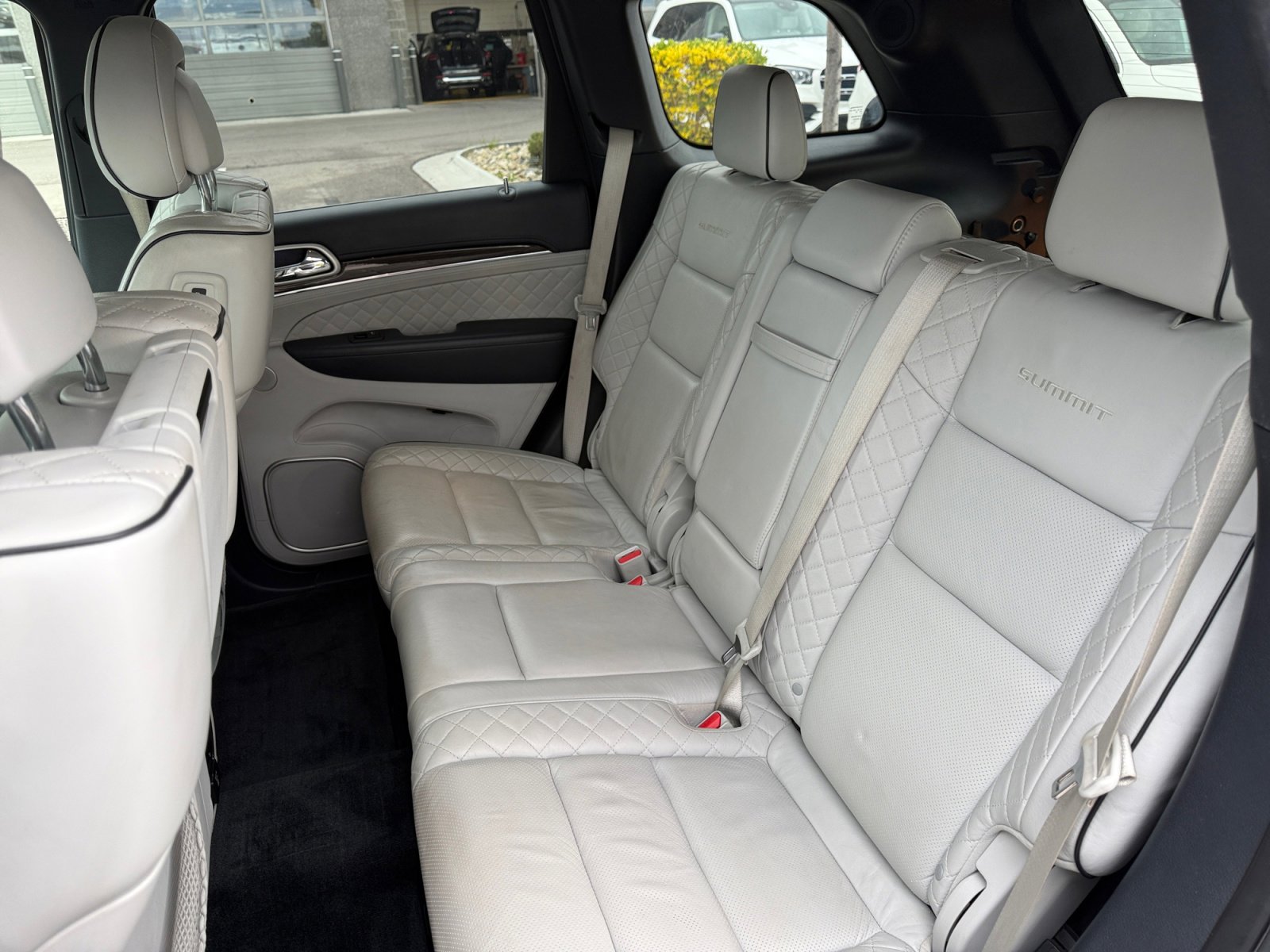 Used 2019 Jeep Grand Cherokee Summit image 21