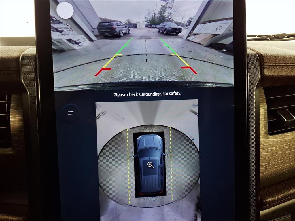 Used 2023 Ford Expedition Limited image 12