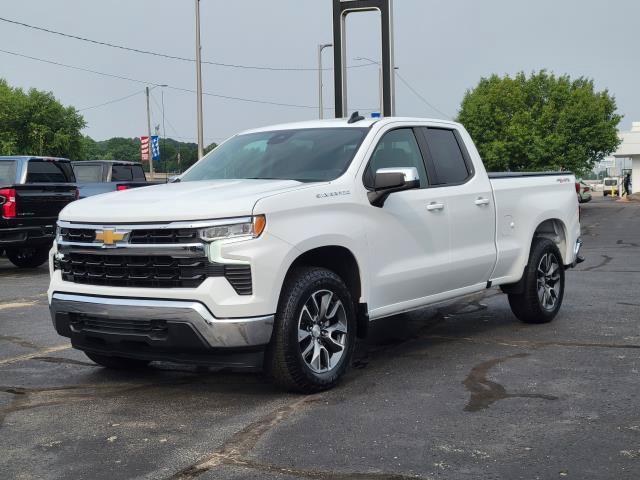 Used 2024 Chevrolet Silverado 1500 LT AWD/4WD image 4