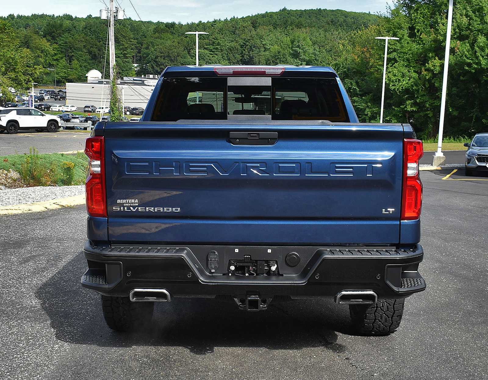 Used 2019 Chevrolet Silverado 1500 LT Trail Boss AWD/4WD image 7