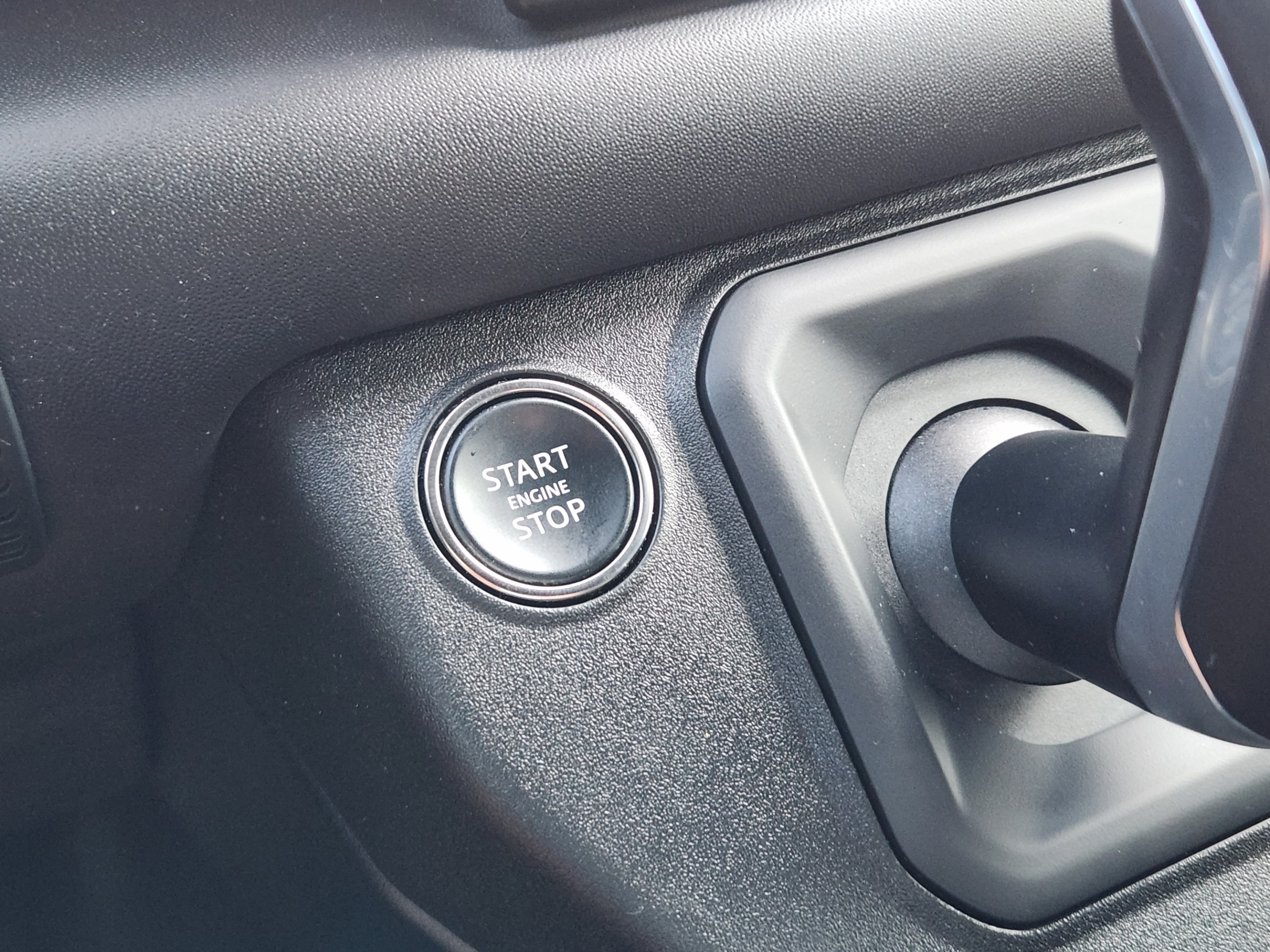 Certified 2023 Land Rover Defender 110 V8 AWD/4WD image 16
