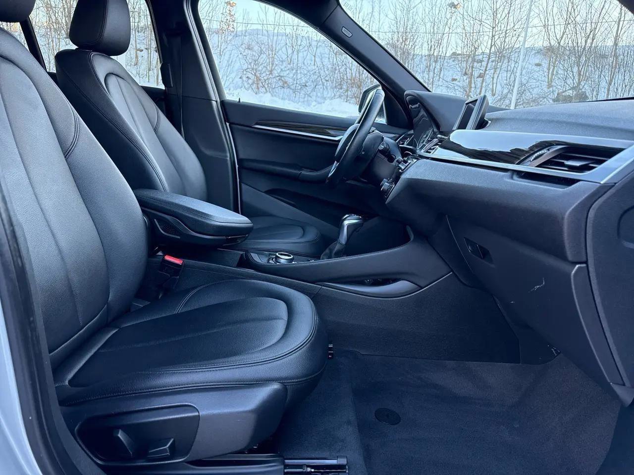 Used 2017 BMW X1 xDrive28i AWD/4WD image 39