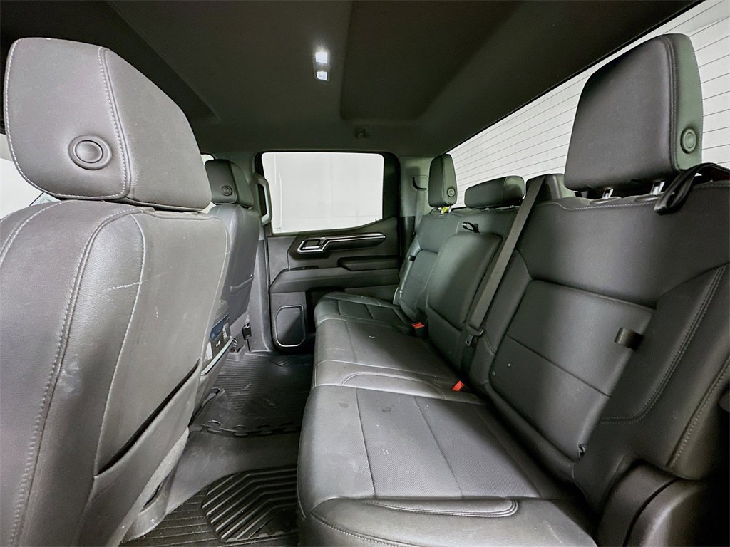 Used 2022 Chevrolet Silverado 1500 LTZ image 11