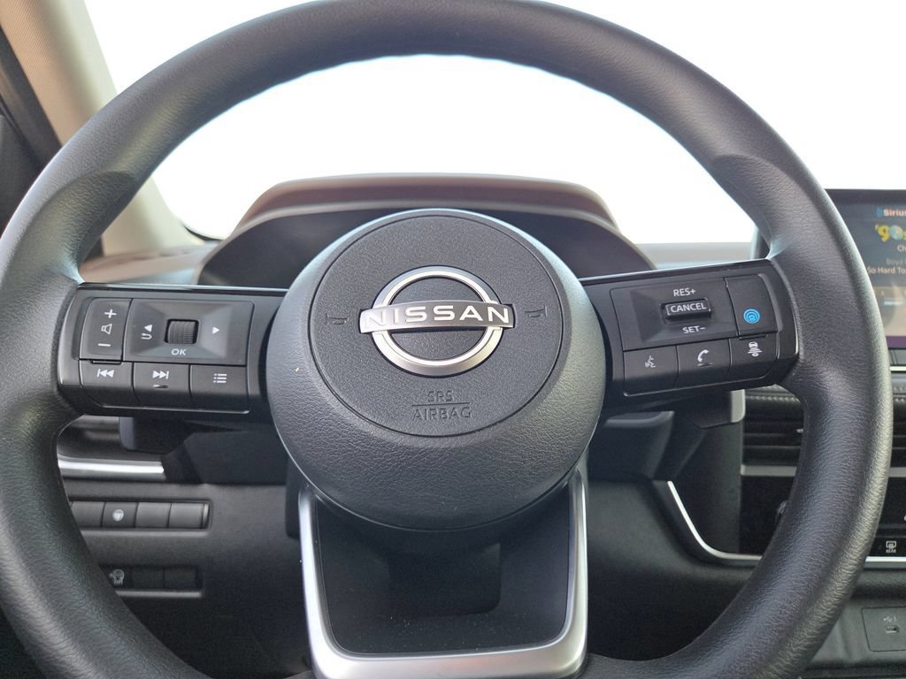 Used 2023 Nissan Rogue SV AWD/4WD image 29