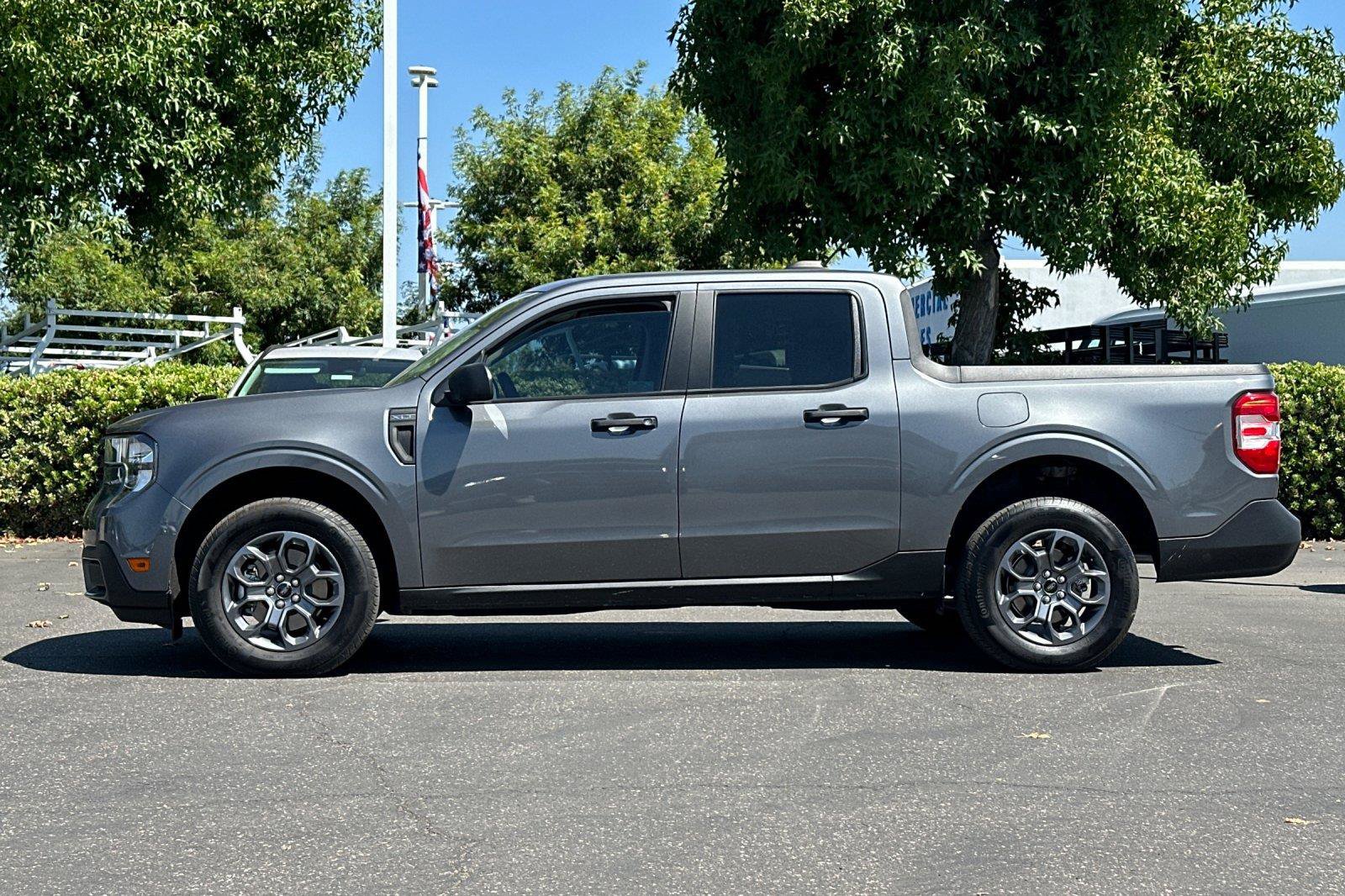 Used 2025 Ford Maverick XLT FWD image 6