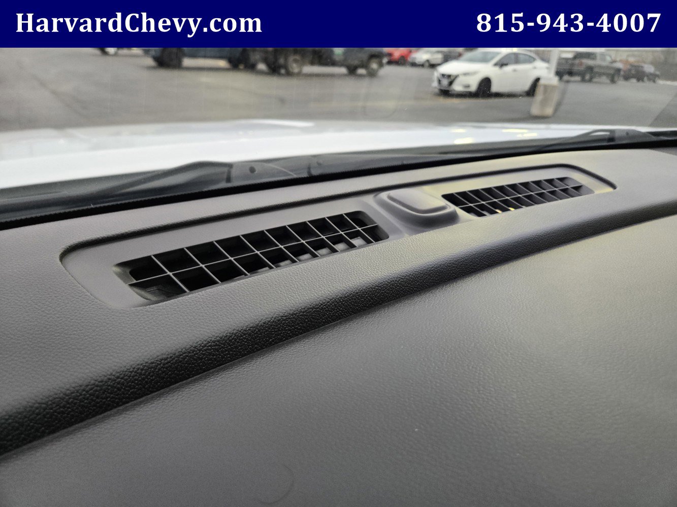 Used 2024 GMC Terrain SLE image 7