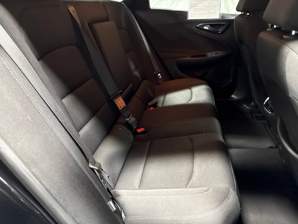 Used 2024 Chevrolet Malibu LT FWD image 11