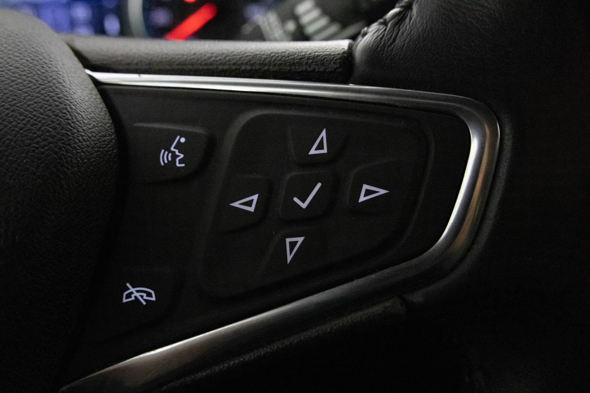 Used 2019 Chevrolet Equinox LT FWD image 29