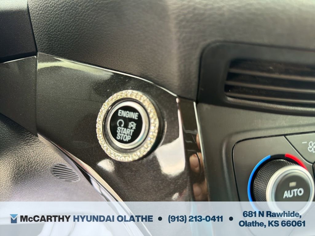 Used 2019 Ford Escape Titanium image 28