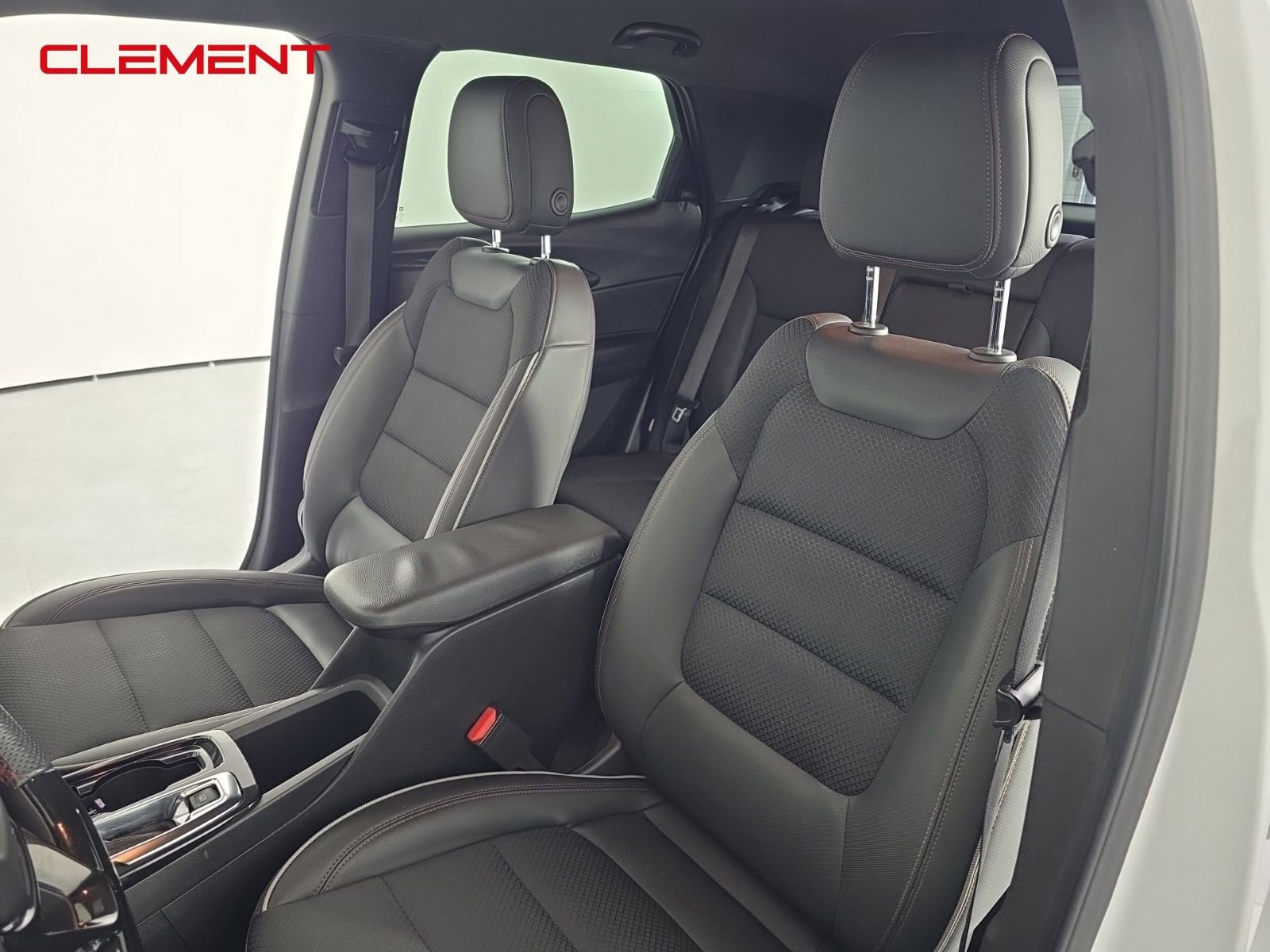 Used 2023 Chevrolet TrailBlazer RS w/ Convenience Package image 25