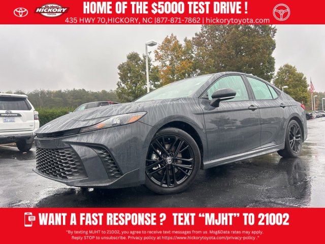 Used 2025 Toyota Camry SE