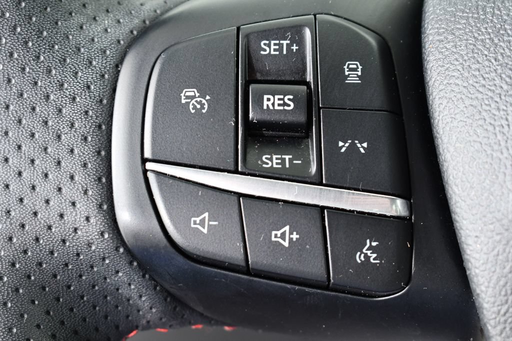Used 2024 Ford Escape ST-Line w/ Tech Pack #1 AWD/4WD image 31