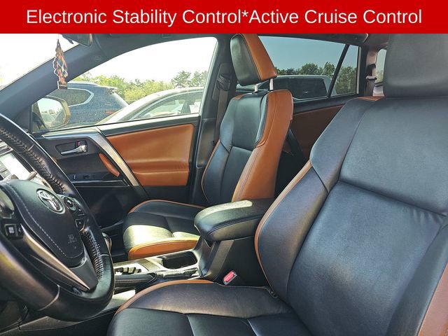 Used 2017 Toyota RAV4 SE w/ Power Special Value Package image 7