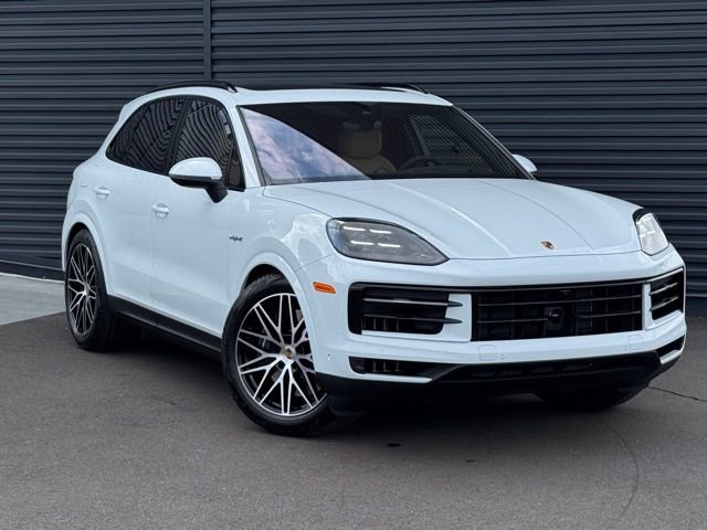 New 2026 Porsche Cayenne E-Hybrid image 9