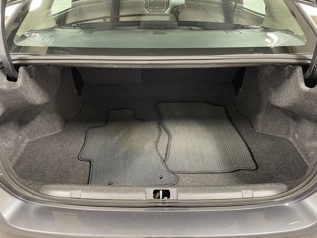 Used 2018 Subaru Impreza 2.0i AWD/4WD image 24