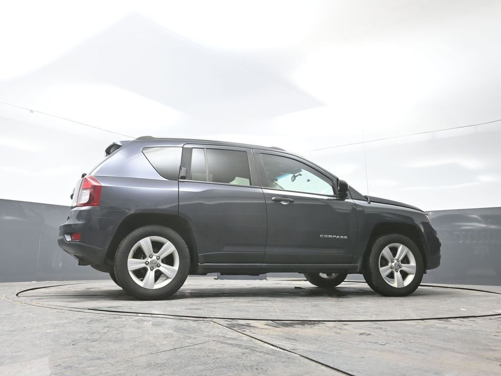 Used 2015 Jeep Compass Sport w/ Power Value Group image 21