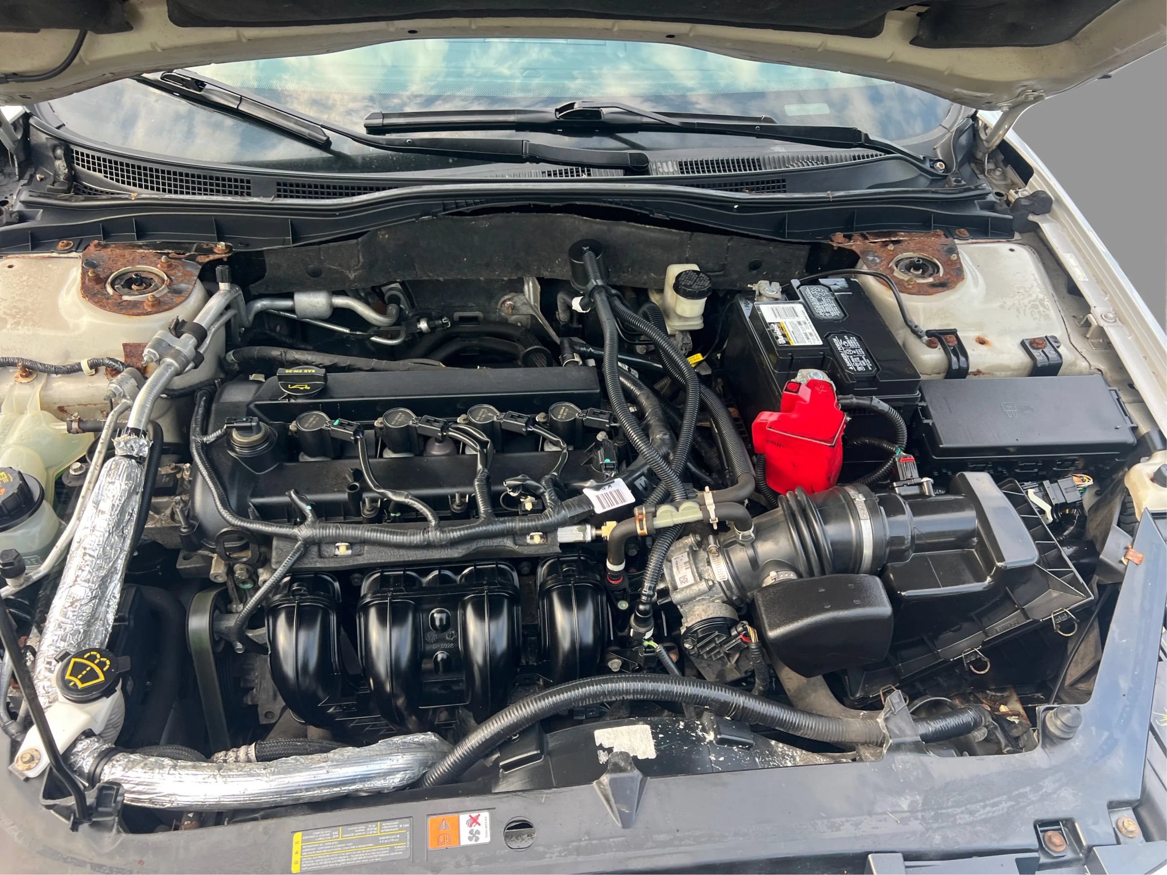Used 2010 Ford Fusion SEL FWD image 24