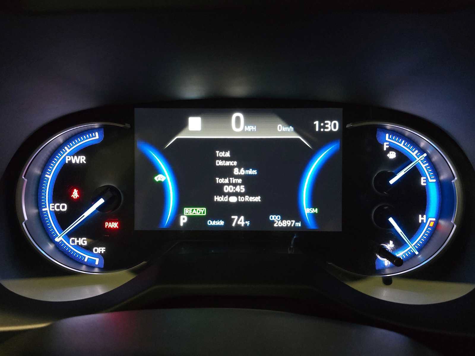 Used 2025 Toyota RAV4 XLE AWD/4WD image 28
