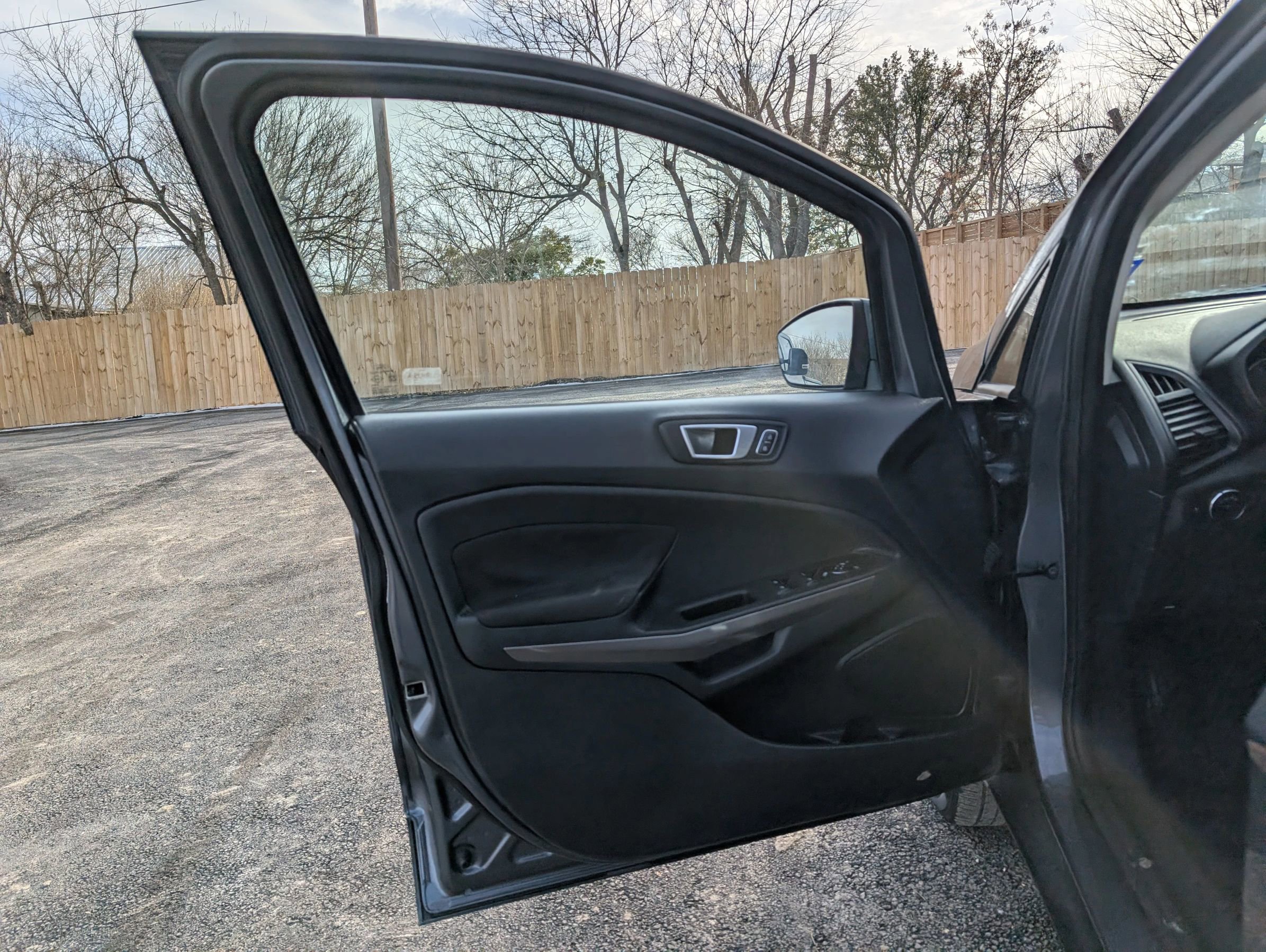 Used 2019 Ford EcoSport SE w/ SE Convenience Package FWD image 12