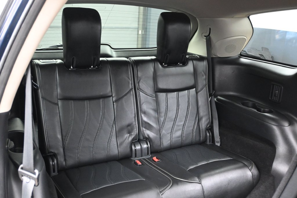 Used 2015 INFINITI QX60 Luxe w/ Premium Plus Package AWD/4WD image 30