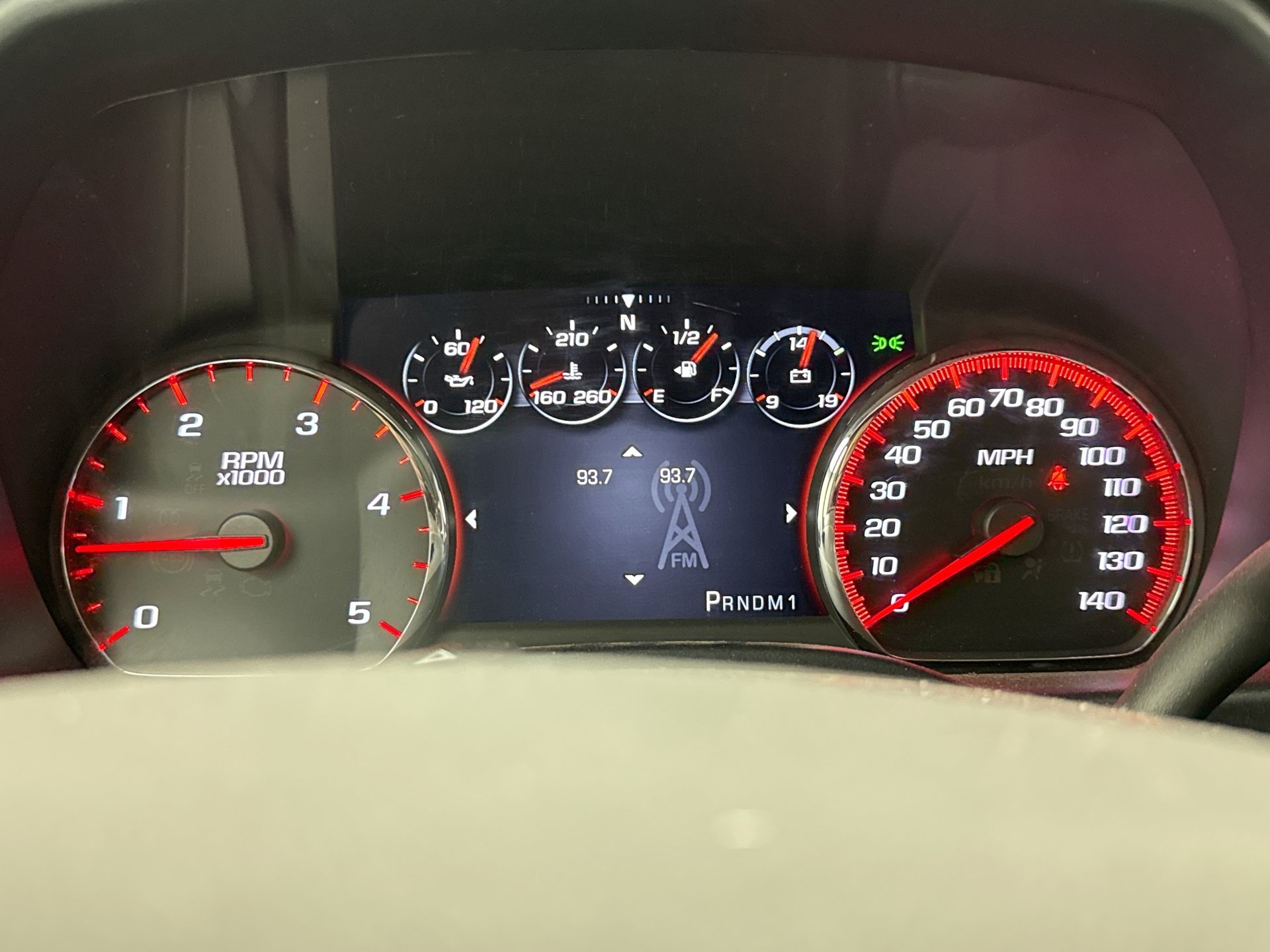 Used 2015 GMC Sierra 2500 Denali w/ Duramax Plus Package AWD/4WD image 9