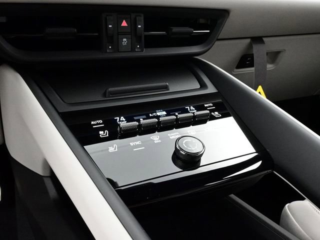 New 2026 Porsche Macan 4S Electric image 11