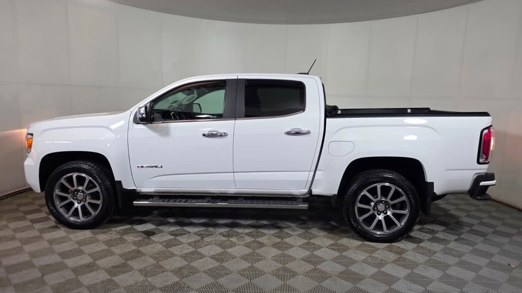 Used 2020 GMC Canyon Denali image 3