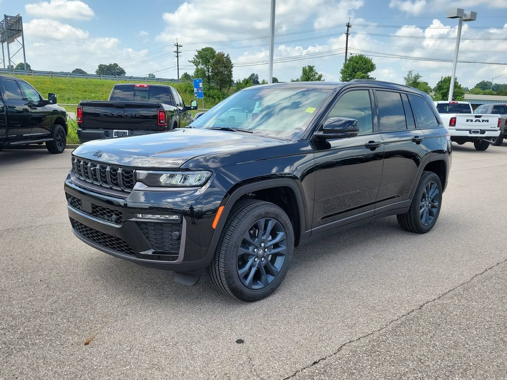 New 2026 Jeep Grand Cherokee Limited AWD/4WD image 2