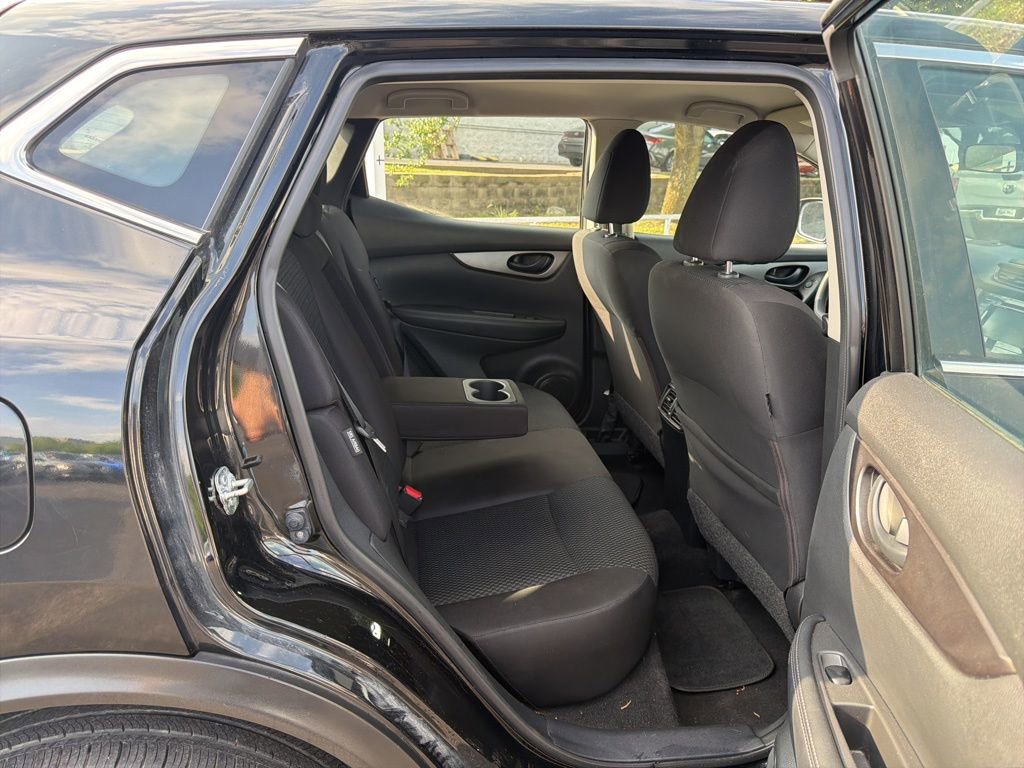 Used 2020 Nissan Rogue Sport S w/ Appearance Package image 26