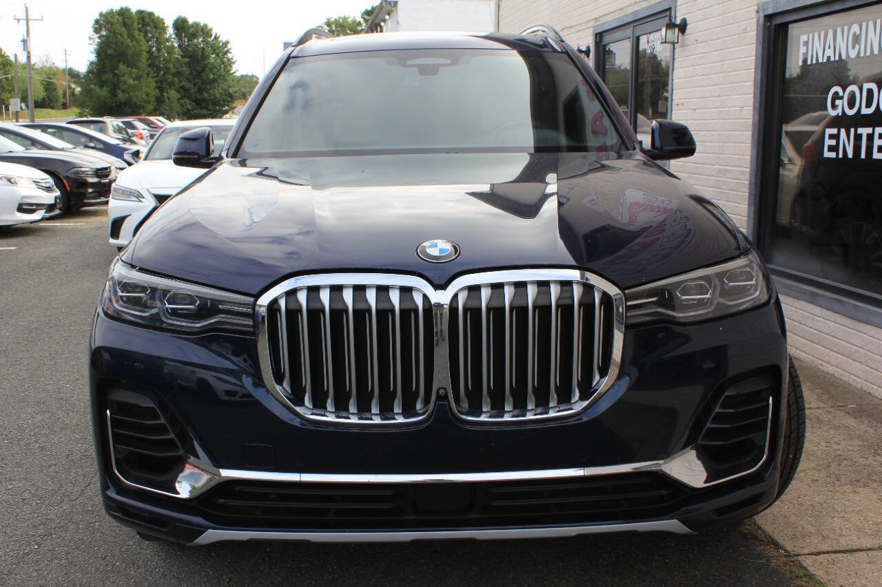 Used 2020 BMW X7 xDrive50i w/ Dynamic Handling Package image 2