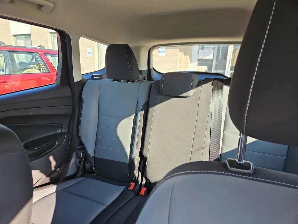 Used 2019 Ford Escape S FWD image 22