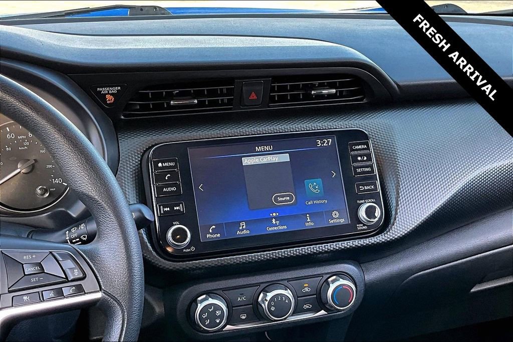 Used 2023 Nissan Kicks SV image 9