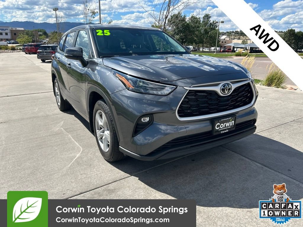 Used 2025 Toyota Highlander LE