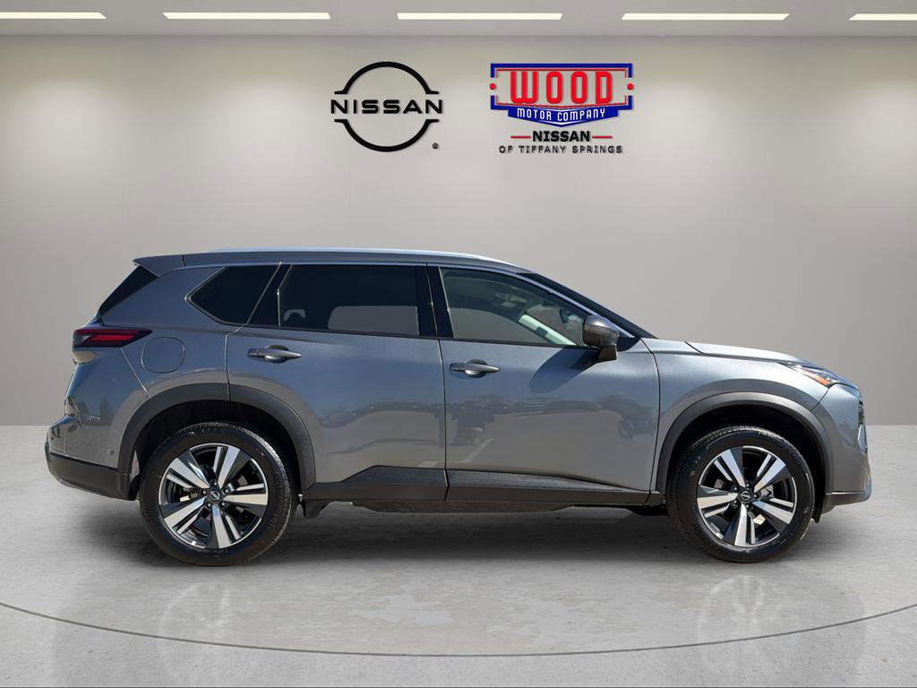 Certified 2026 Nissan Rogue SL AWD/4WD image 2