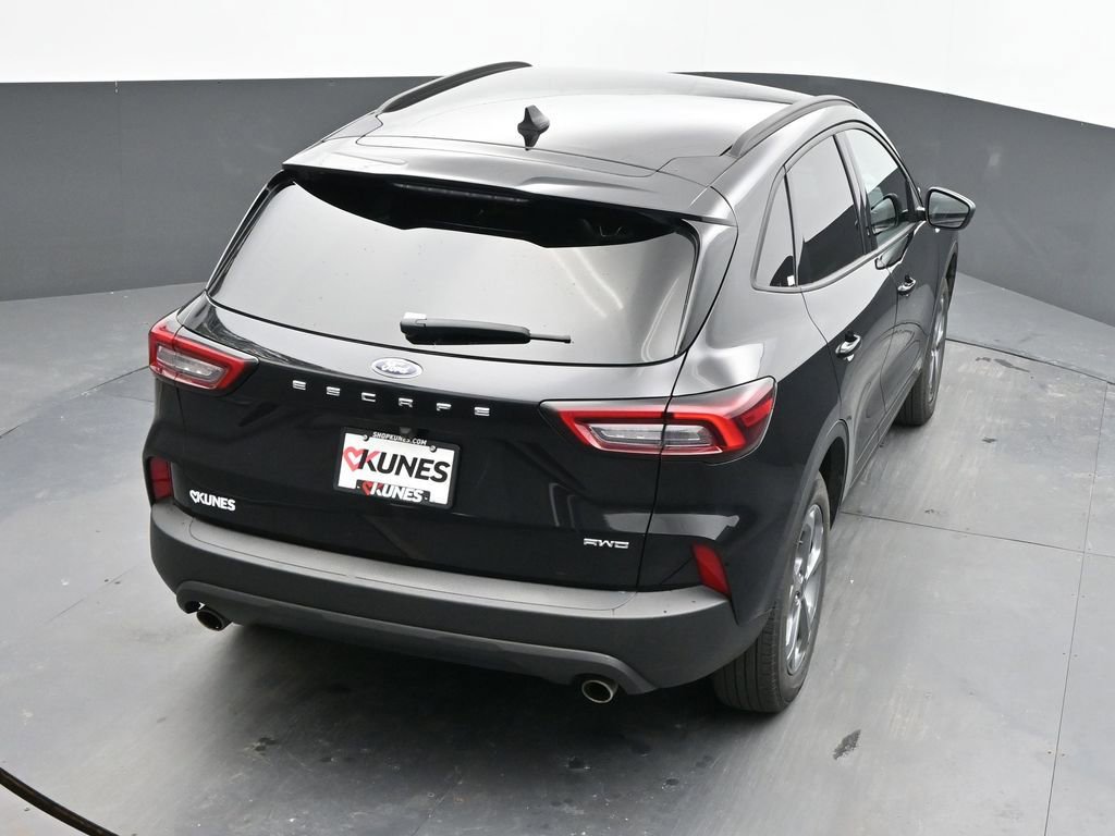 Used 2025 Ford Escape ST-Line image 19
