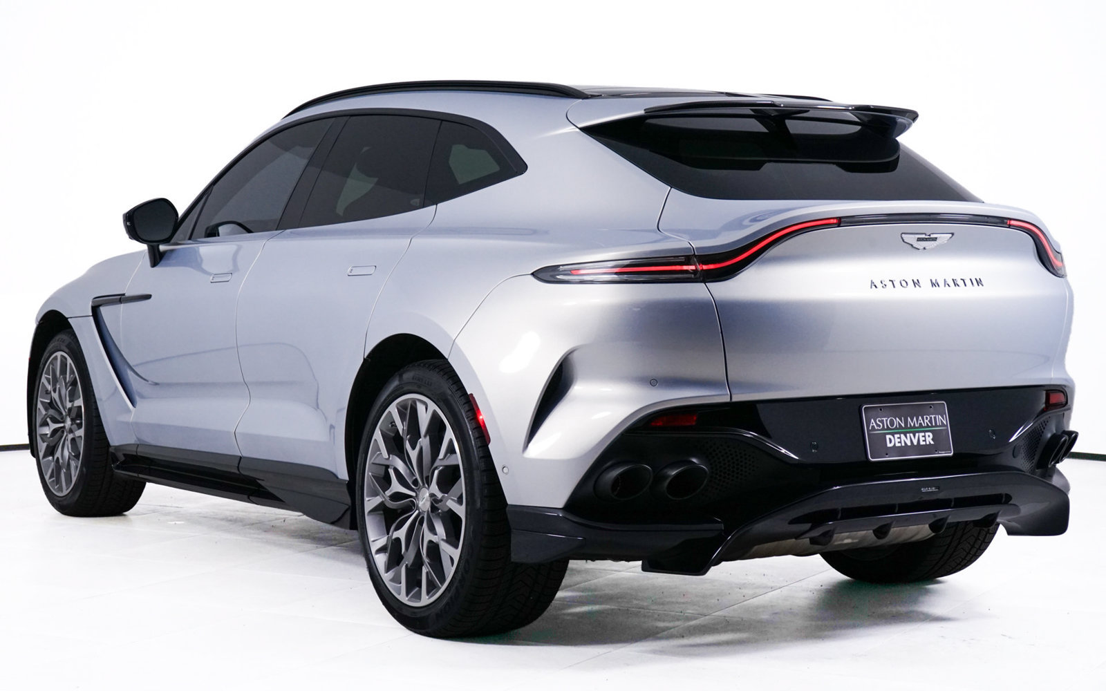 Used 2023 Aston Martin DBX 707 AWD/4WD image 16