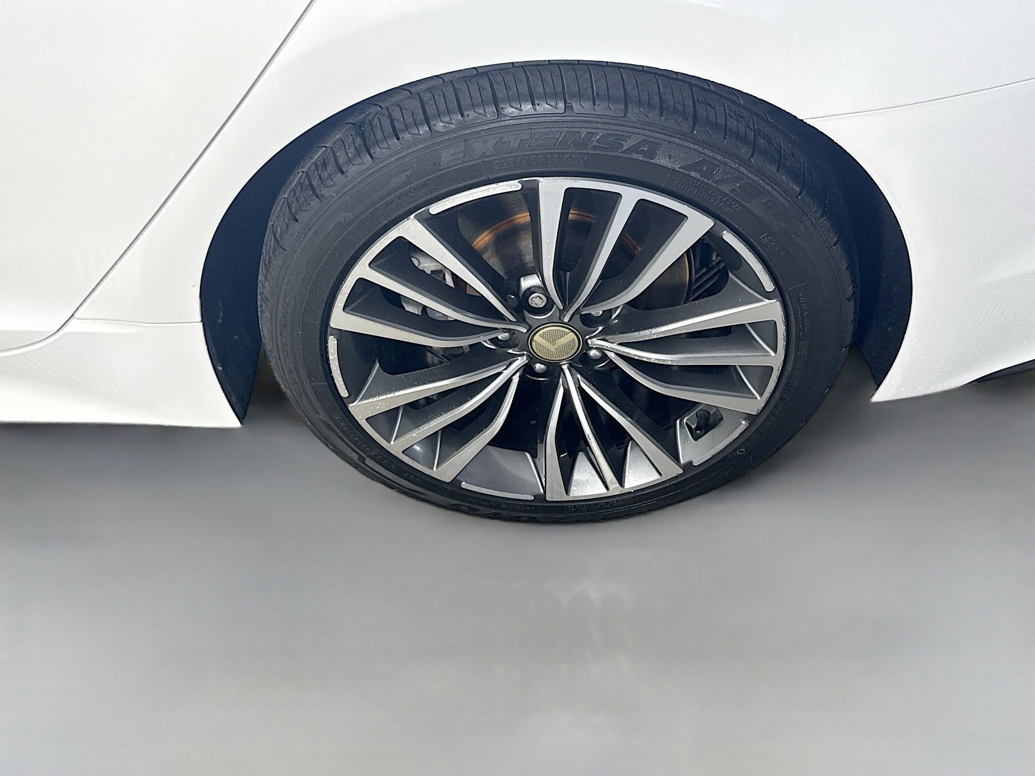 Used 2018 Kia Stinger Premium image 35