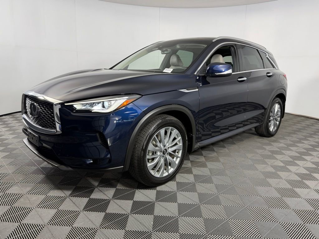 Used 2025 INFINITI QX50 Luxe image 3