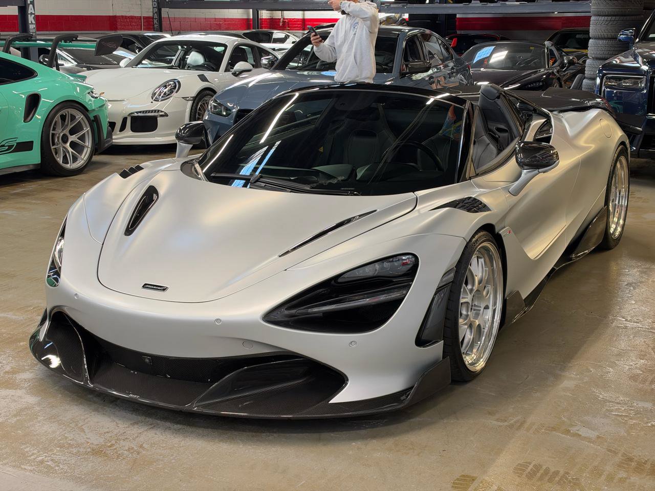 Used 2020 McLaren 720S Performance RWD image 15