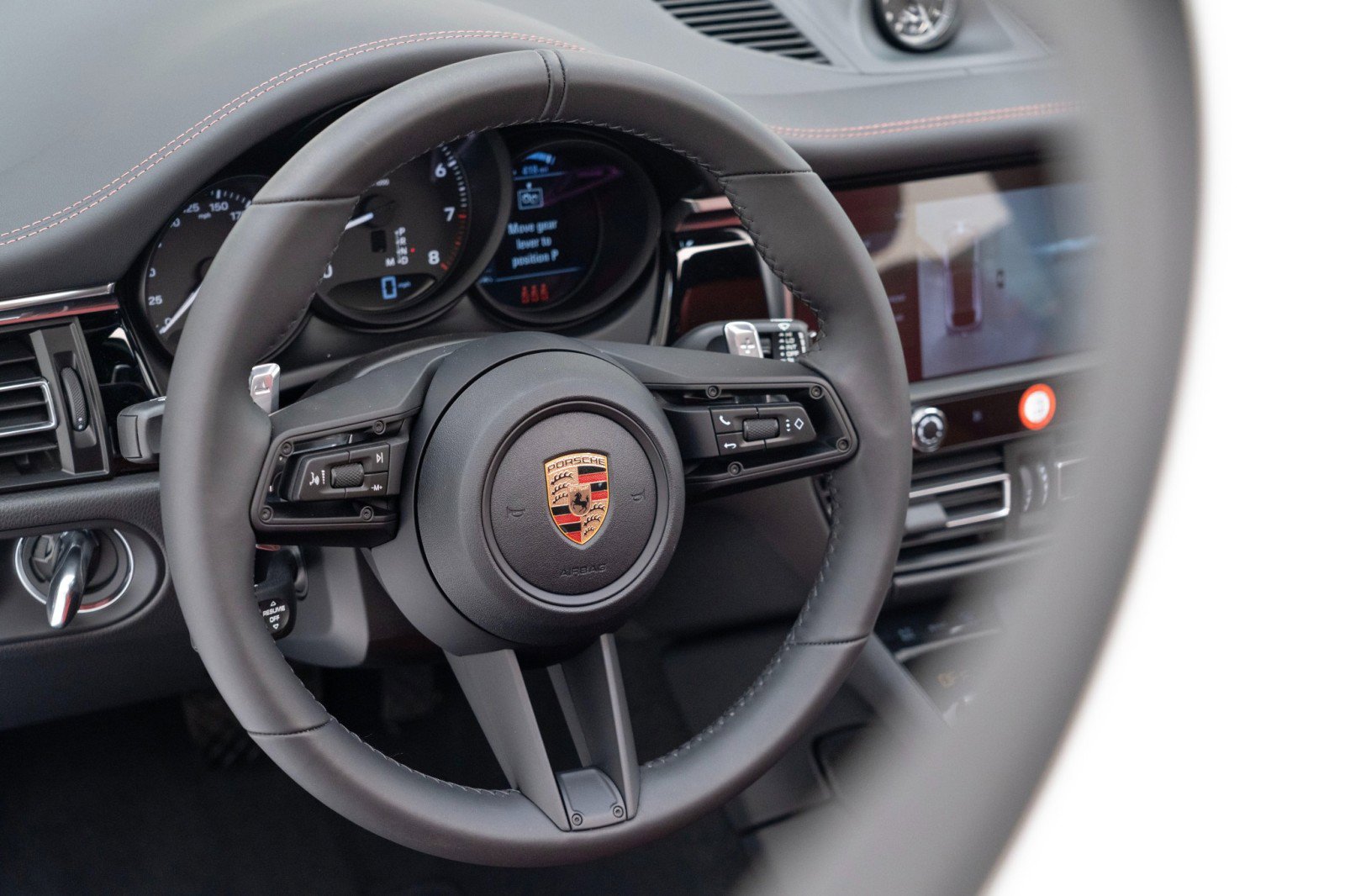 New 2026 Porsche Macan image 20