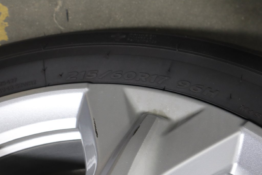 Used 2024 Honda HR-V LX image 36